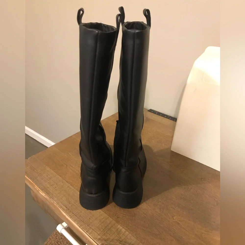 Chunky Sole Leather Boots - Picture 3 of 13